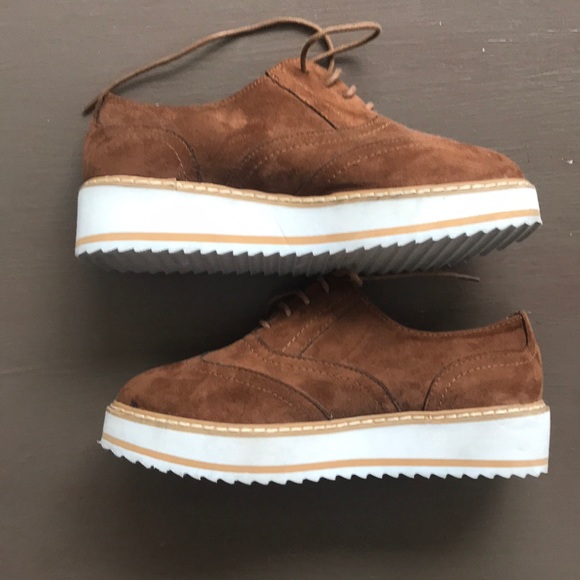 Platform Loafers - Picture 2 of 4